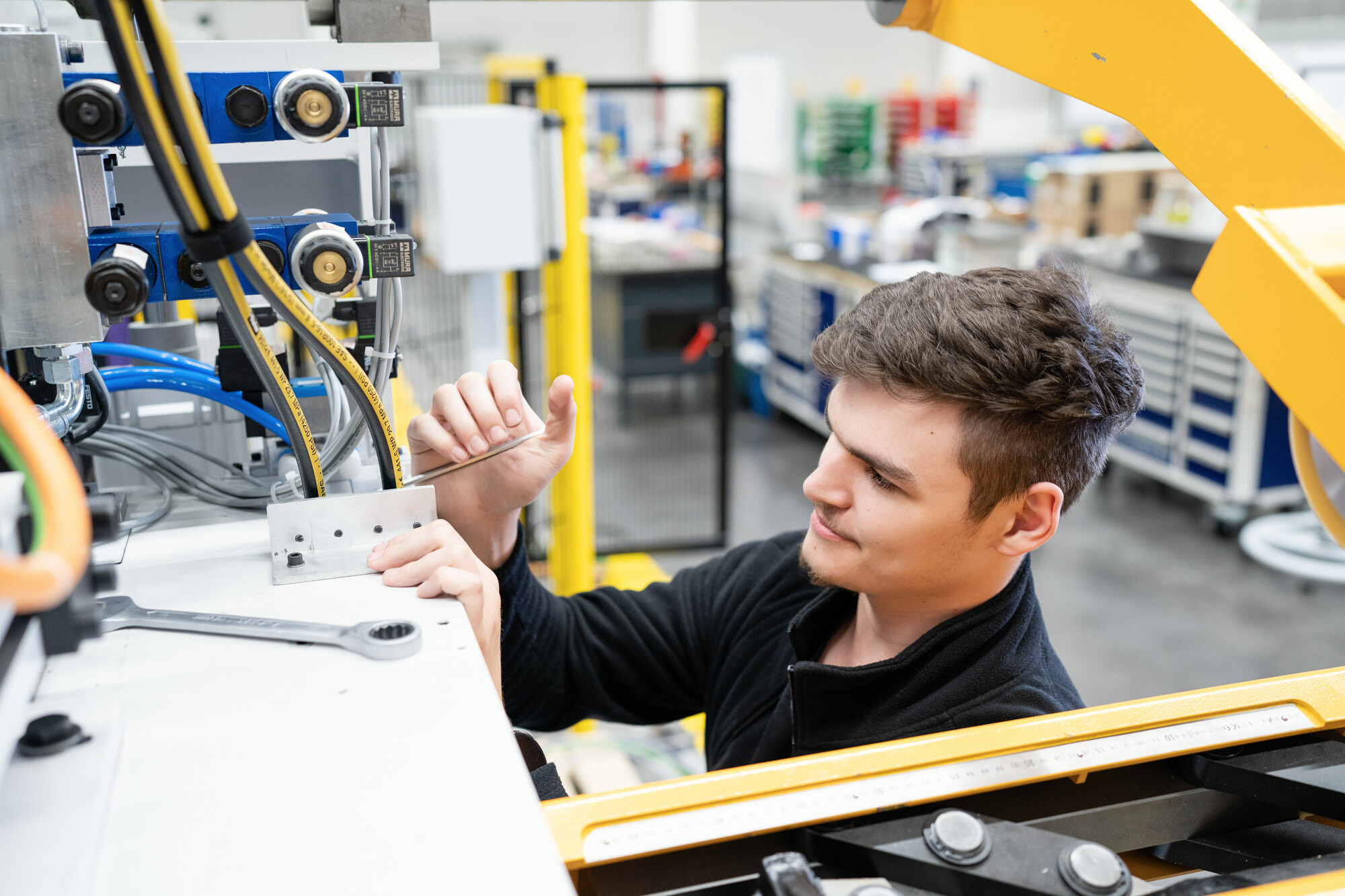 DREHER Automation Mechatroniker Ausbildung bei DREHER Autoamtion zum Mechatroniker